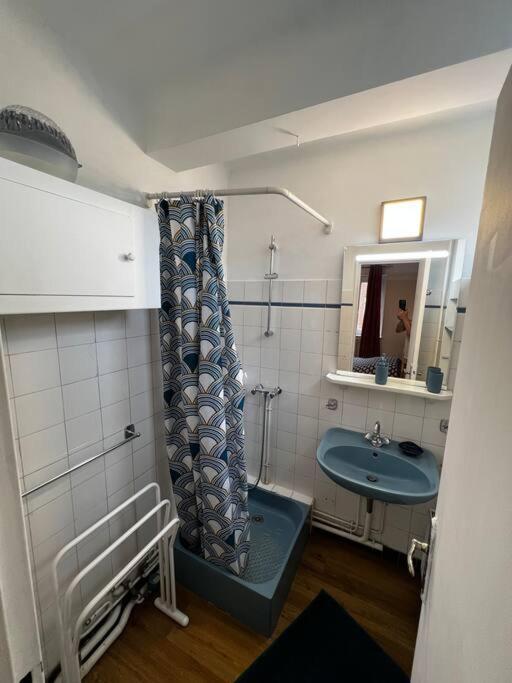 Appartement Avec Balcon En Centre Ville Bourges Bagian luar foto